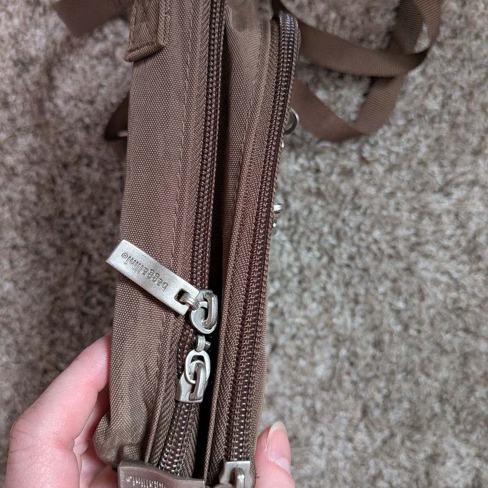 Baggallini Brown Crossbody Bag - Picture 4 of 13